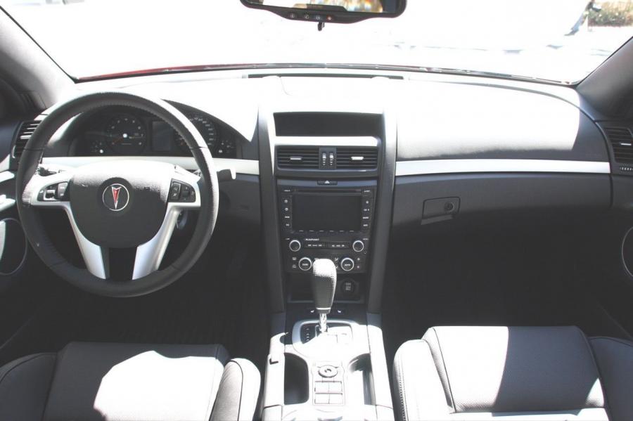  Pontiac G8 2008 года  (фото 32 из 85)